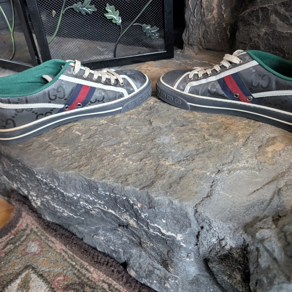 Gucci 1977 tennis